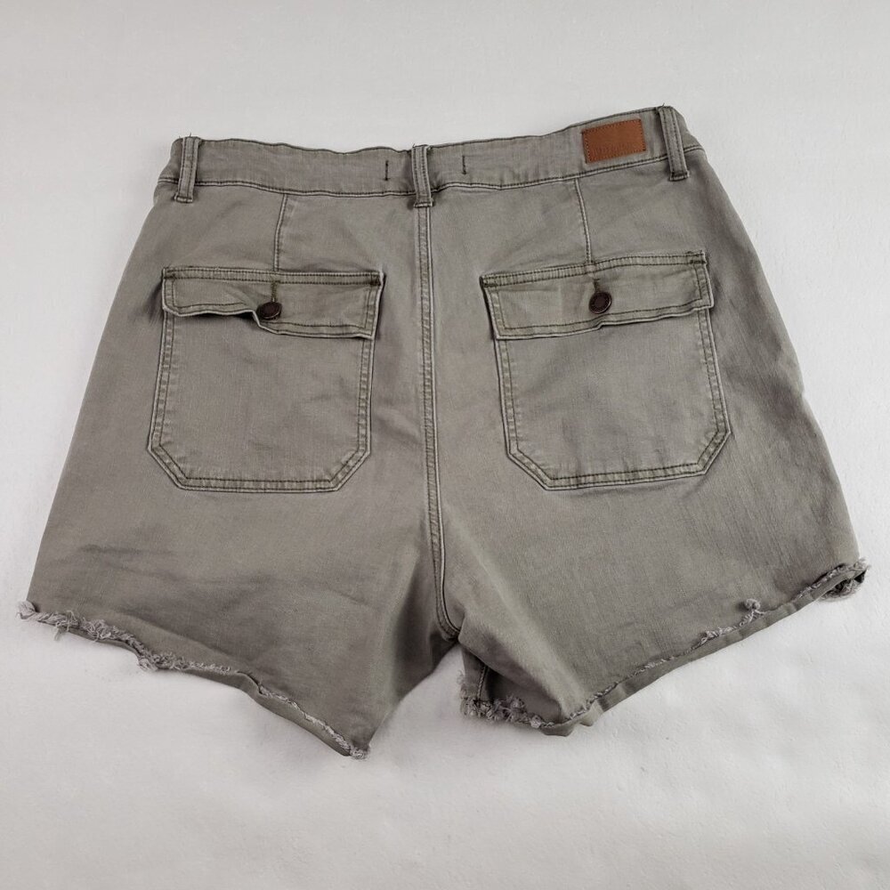 Judy Blue High Rise Jean Shorts Womens 1XL Green Stretch 5" Inseam Cut Off - Picture 4 of 10